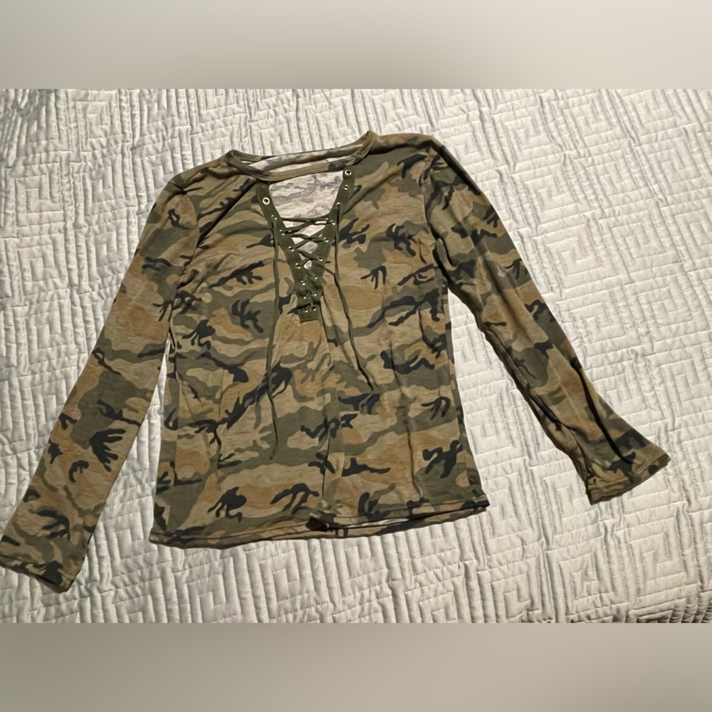 Camouflage 3/4 length Cotton Top with Trendy String Ties